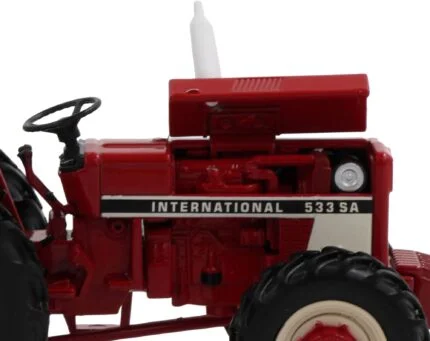 IH 533 SA 4x4 – Image 4