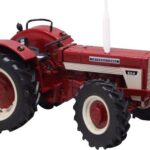 IH 824 4RM
