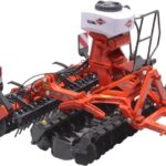 KUHN Optimer+ 303 avec trémie SH201