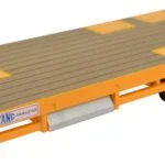 Remorque porte-engins avec rampes