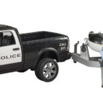Pick-ip DODGE RAM POLICE avec remorque, bateau pneumatique et 2 figurines