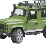LAND ROVER avec chasseur et chien