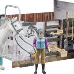 Box à cheval avec cavalière, cheval et accessoires