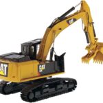 CATERPILLAR 568 Excavatrice forestière