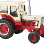 IH 1066 2RM cabine