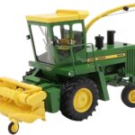 JOHN DEERE 5200 2RM avec pick-up