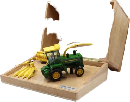 JOHN DEERE 5200 4RM Ensileuse avec 2 becs, Edition spéciale MINIAGRI – Image 3