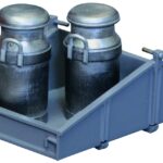 Caisse portable avec 2 bidons de lait