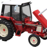 IH 745S 2RM