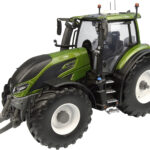 VALTRA Q305, vert olive