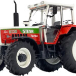 STEYR 8130 Elite 4RM, limitée à 350 exemplaires