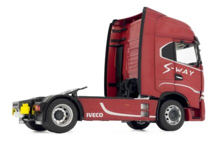 IVECO S-Way 4x2, rouge – Image 3