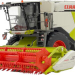 CLAAS Lexion 6900 Moissonneuse avec coupe Vario 930