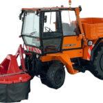 DEUTZ-FAHR Intrac 2004 avec caisse et faucheuse frontale