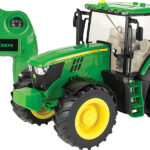 JOHN DEERE 6210 Radio-commandé
