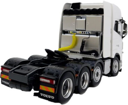 VOLVO FH16 Globetrotter 8x4 blanc – Image 3