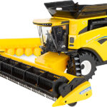 NEW HOLLAND CR8.90 Moissonneuse batteuse avec 2 barre de coupe