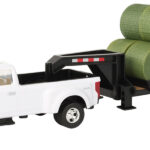 FORD F350 Pick-up avec remorque à balles et accessoires